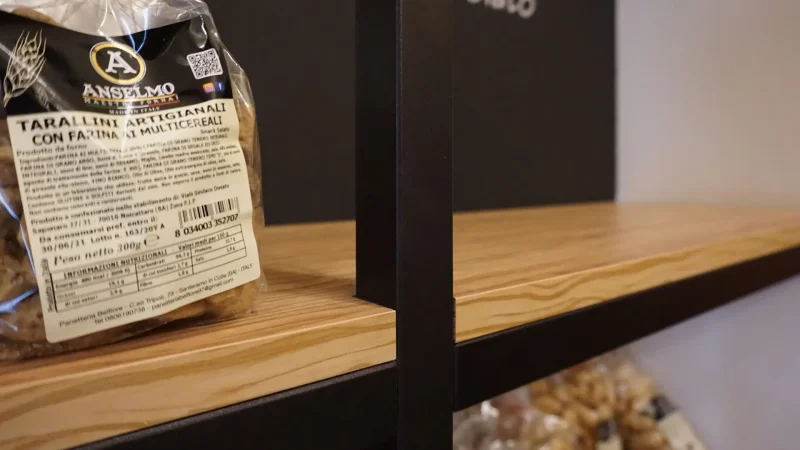 Espositore generale prodotti secchi Panificio Anselmo